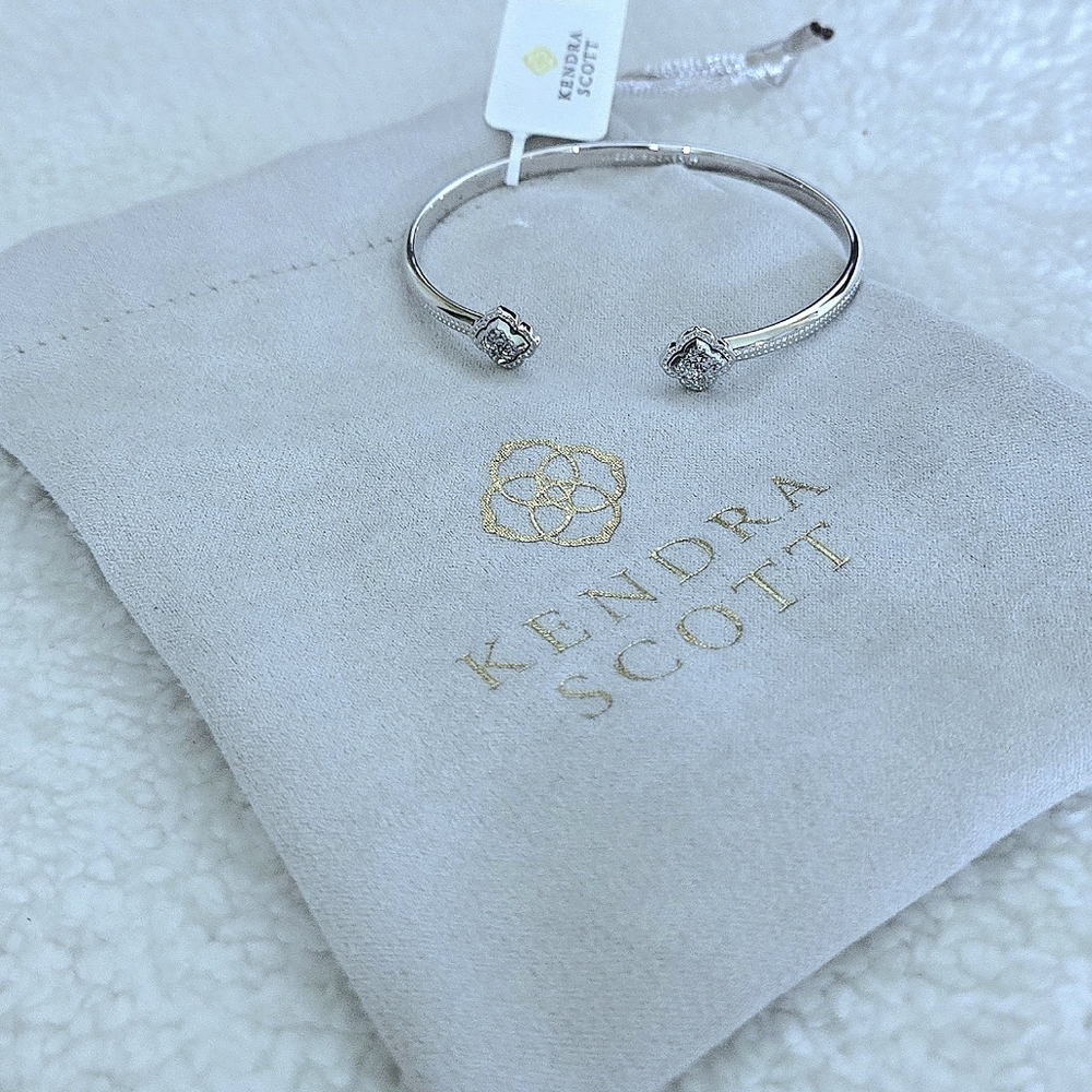 Kendra Scott Silver🤍 "Mallory" cuff bracelet - Picture 2 of 15